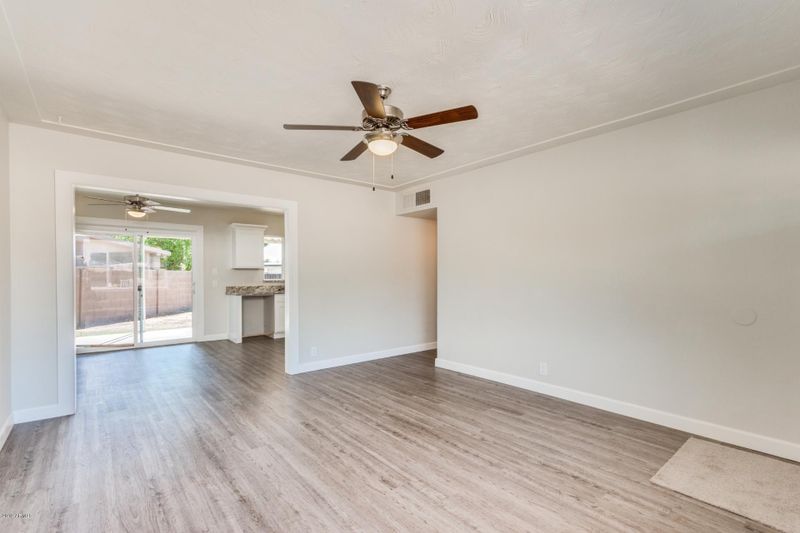 2835 E Garfield St #101, Phoenix, AZ 85008