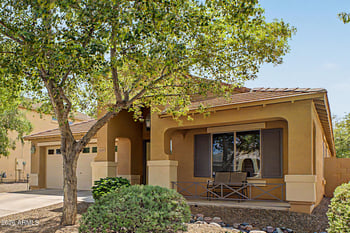 2835 Quiet Hollow Ln, Phoenix, AZ 85024