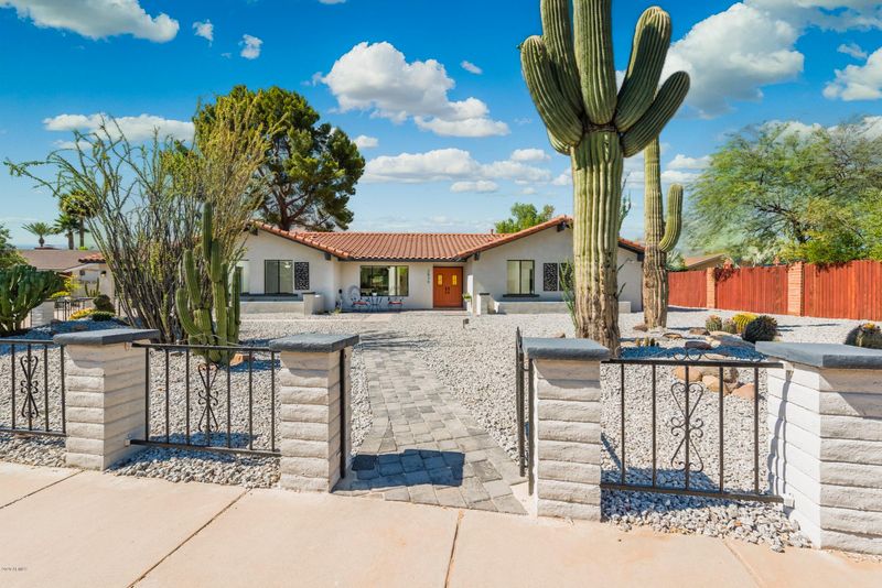 2836 E Weldon Ave, Phoenix, AZ 85016