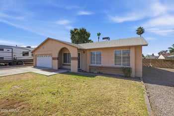2837 Grovers Ave, Phoenix, AZ 85053
