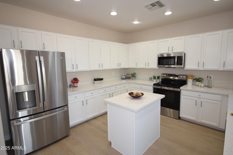 28377 Desert Native St, San Tan Valley, AZ 85143