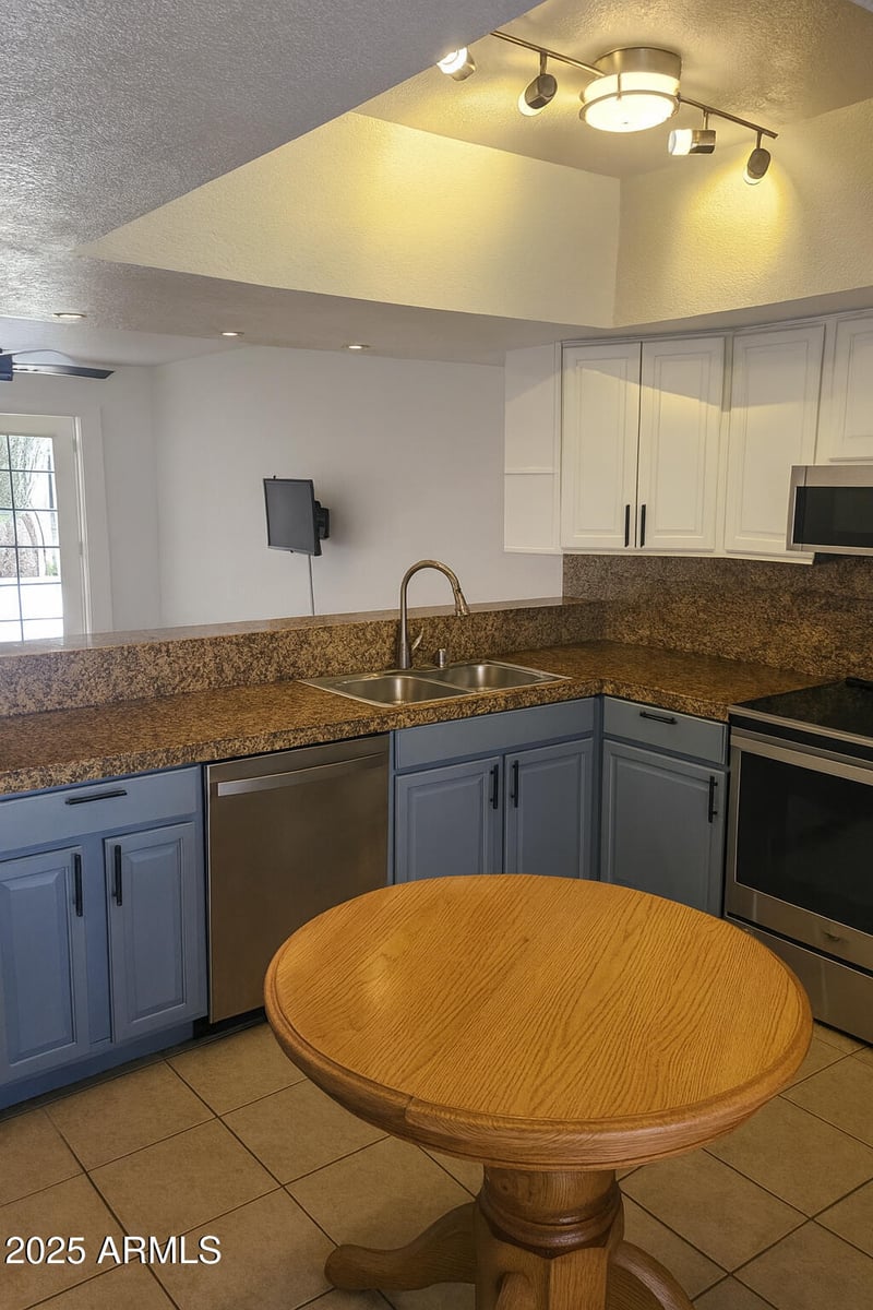 2838 Beck Ln #2, Phoenix, AZ 85032