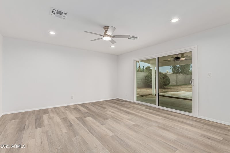 2838 Sylvia St, Phoenix, AZ 85032