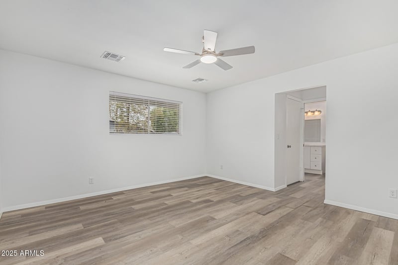 2838 Sylvia St, Phoenix, AZ 85032