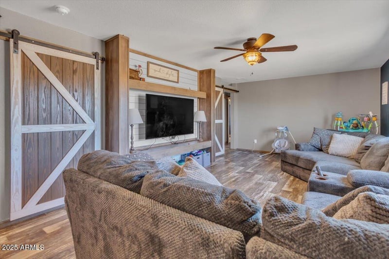 28383 Mildred Rd, San Tan Valley, AZ 85144