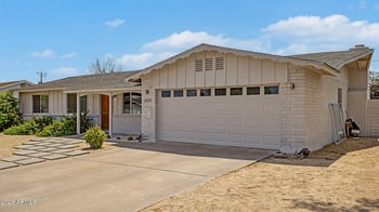 2839 Shangri La Rd, Phoenix, AZ 85028