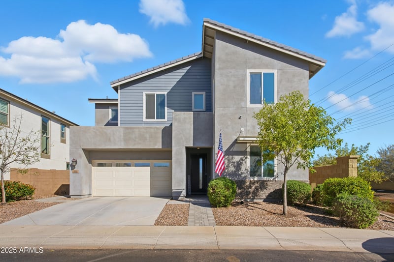 284 Honeysuckle Pl, Chandler, AZ 85286