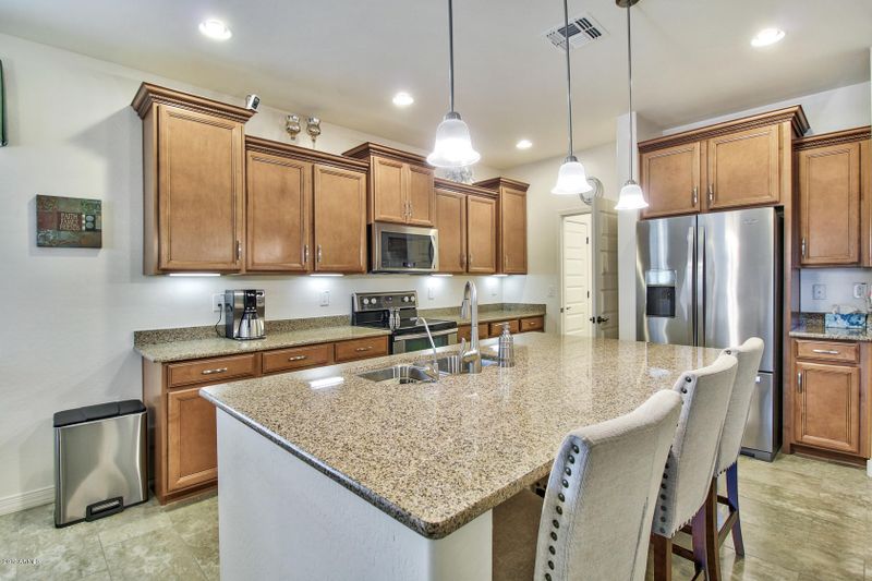 284 S 226th Dr, Buckeye, AZ 85326