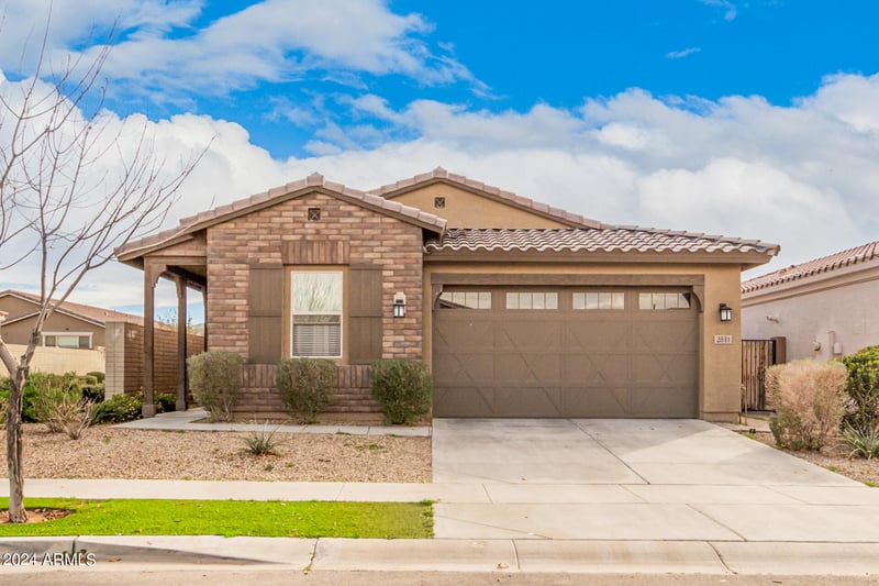 2841 E Fraktur Rd, Phoenix, AZ 85040