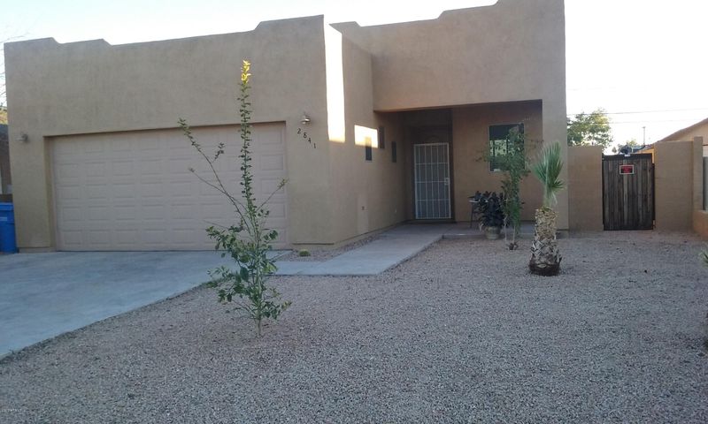 2841 W Polk St, Phoenix, AZ 85009