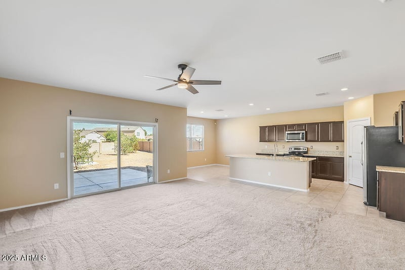 28414 Cinnabar Rd, San Tan Valley, AZ 85143