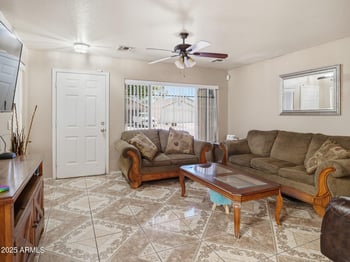 2842 63rd Dr, Phoenix, AZ 85043