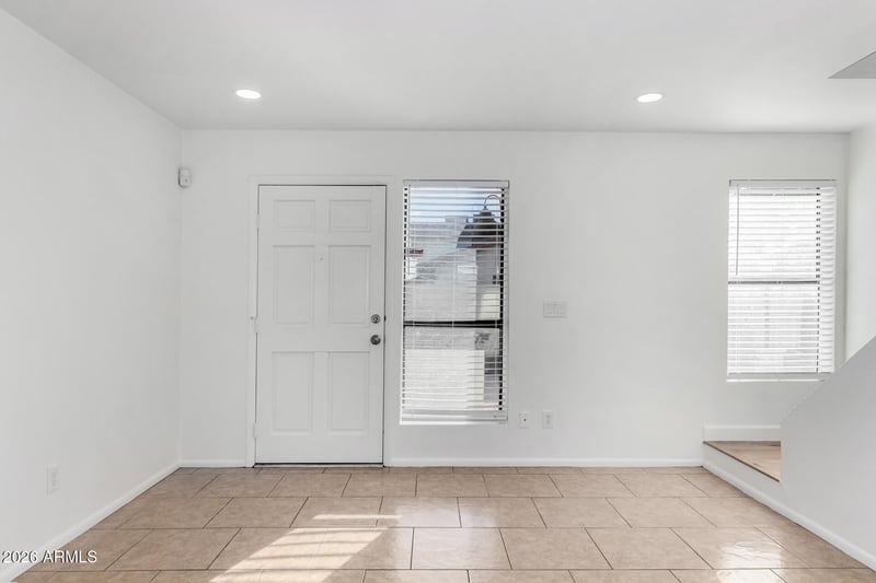 2842 E Beck Ln #2, Phoenix, AZ 85032