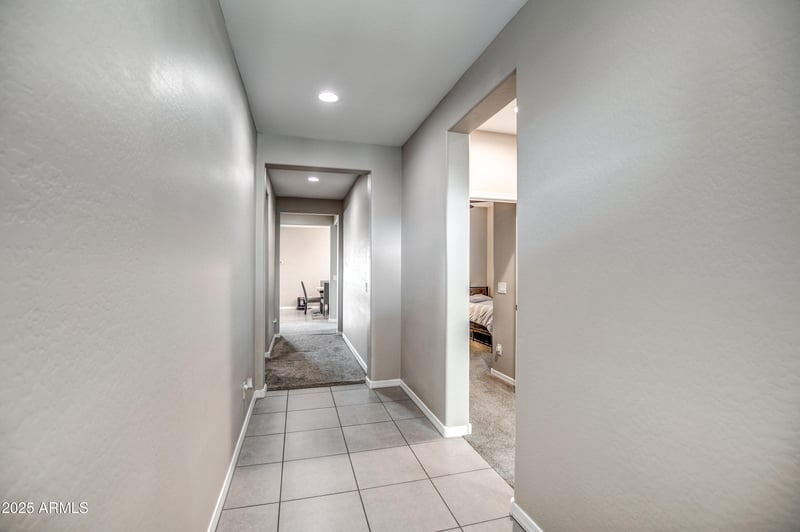 2842 Fraktur Rd, Phoenix, AZ 85040