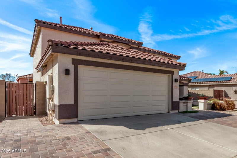 28422 32nd Ln, Phoenix, AZ 85083