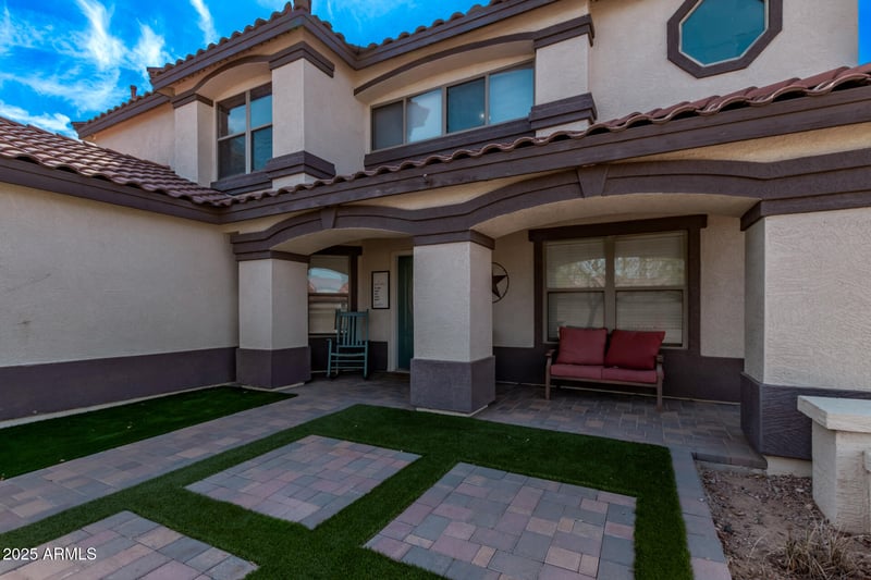 28422 32nd Ln, Phoenix, AZ 85083
