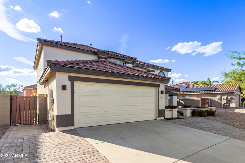 28422 32nd Ln, Phoenix, AZ 85083