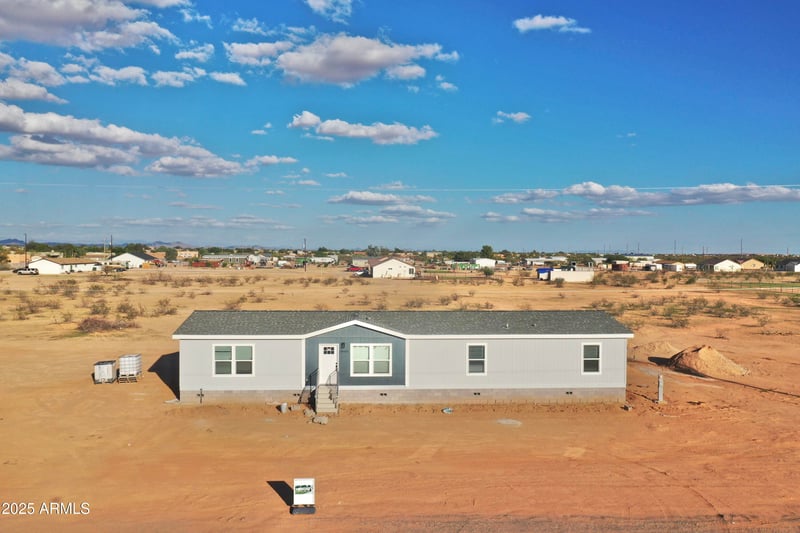 28425 250th Ln, Wittmann, AZ 85361