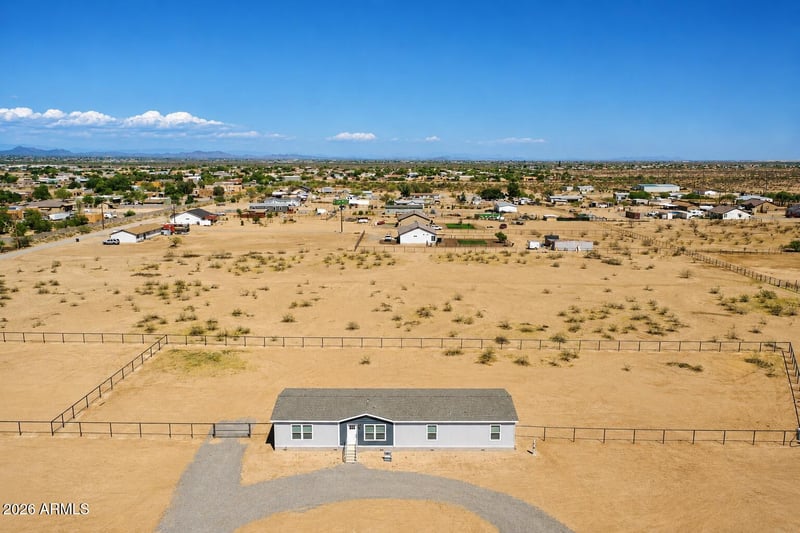 28425 250th Ln, Wittmann, AZ 85361
