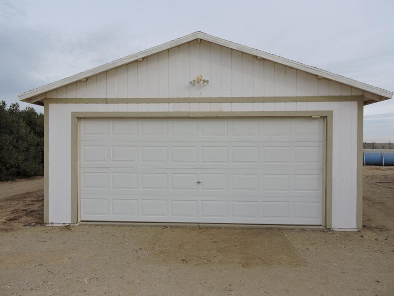 28427 N 221st Ave, Wittmann, AZ 85361