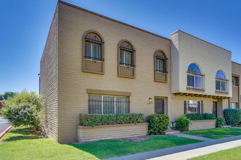 2843 E Fairmount Ave, Phoenix, AZ 85016