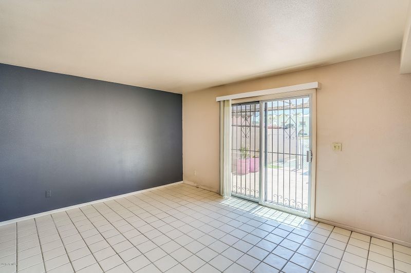 2843 E Fairmount Ave, Phoenix, AZ 85016