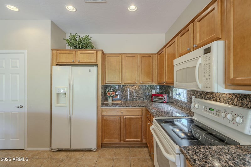 28436 123rd Ln, Peoria, AZ 85383