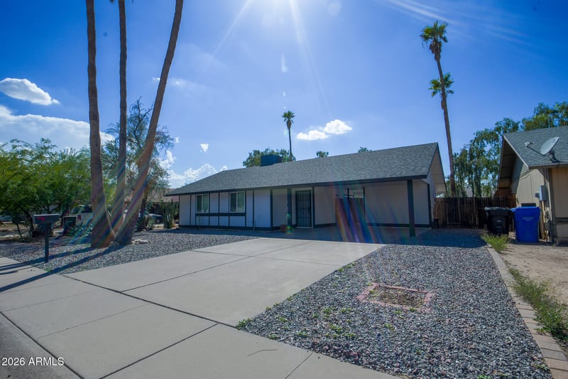 2844 N 71st Ln, Phoenix, AZ 85035