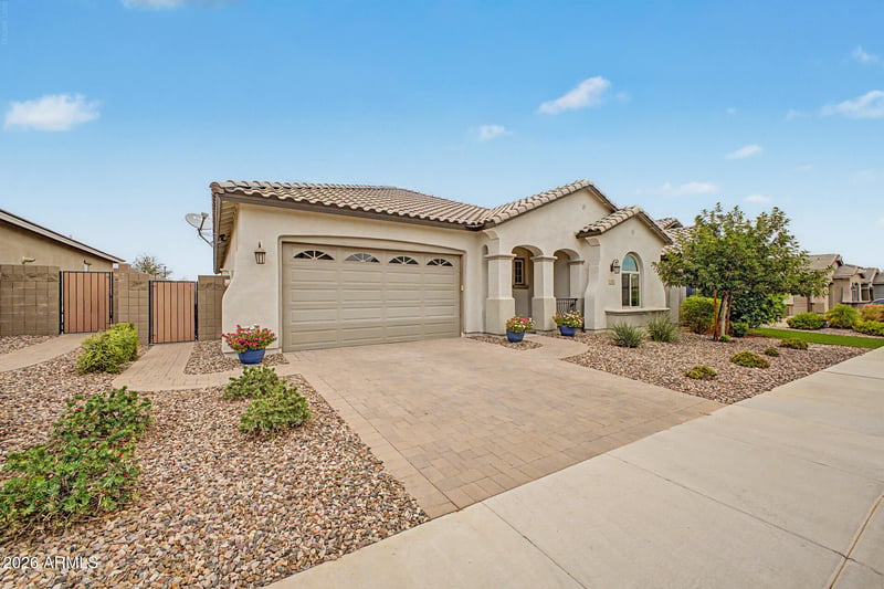 2844 Roosevelt Dr, San Tan Valley, AZ 85144