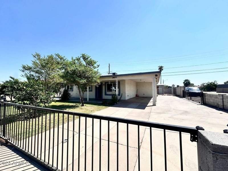 2845 W Bethany Home Rd, Phoenix, AZ 85017