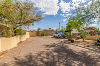 2845 W Fillmore St, Phoenix, AZ 85009