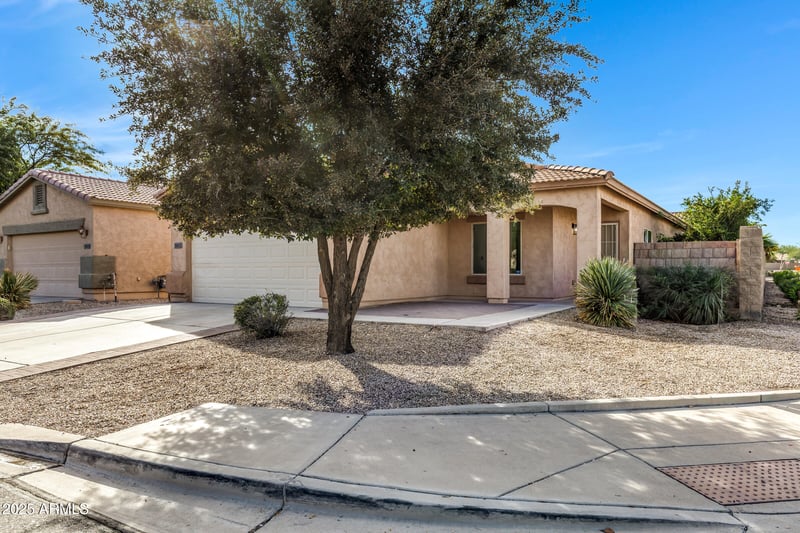 28452 Crimm Rd, San Tan Valley, AZ 85143