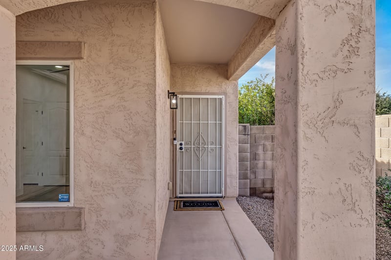 28452 Crimm Rd, San Tan Valley, AZ 85143
