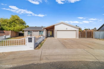 2846 Villa Rita Dr, Phoenix, AZ 85053