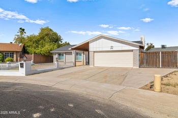 2846 Villa Rita Dr, Phoenix, AZ 85053