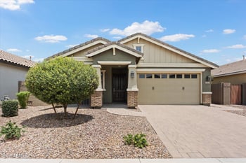 2846 New River Dr, San Tan Valley, AZ 85144
