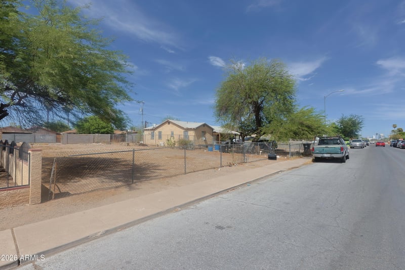 2846 W Polk St #4, Phoenix, AZ 85009