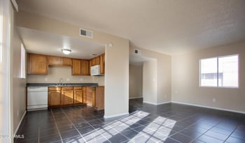 2847 N 46th Ave #19, Phoenix, AZ 85035