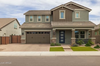 2847 Show Low Dr, San Tan Valley, AZ 85144