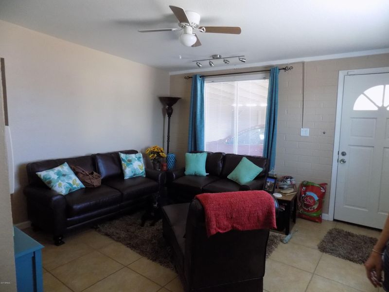 2848 E Michael Dr, Phoenix, AZ 85032