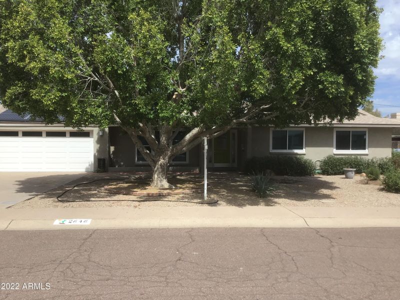 2848 E Yucca St, Phoenix, AZ 85028