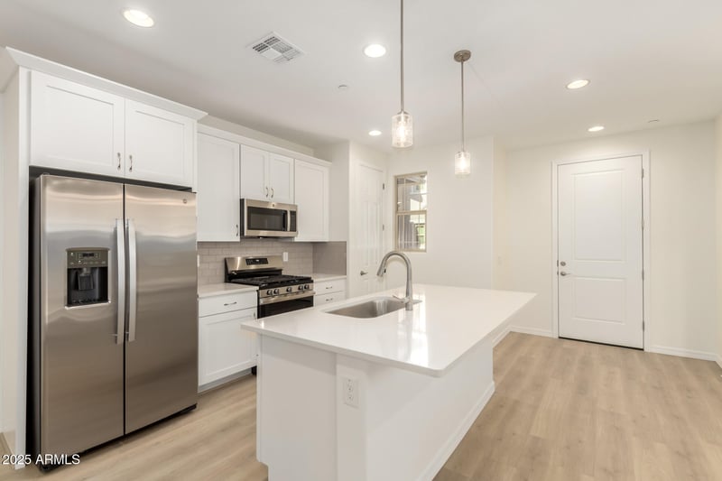 2848 Evergreen St, Buckeye, AZ 85396