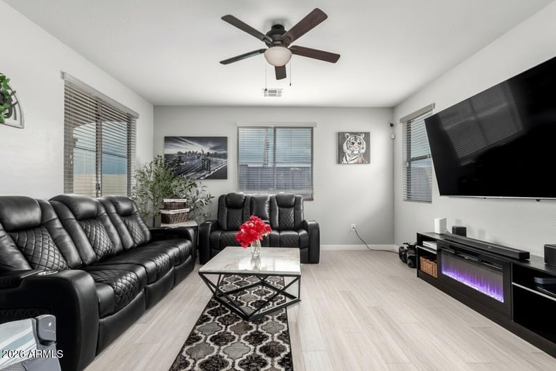 2849 73rd Dr, Phoenix, AZ 85035