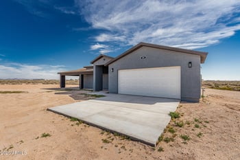285 386th Ln, Tonopah, AZ 85354