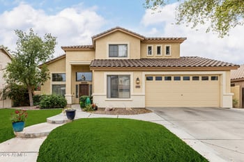 285 Goldfinch Way, Chandler, AZ 85286