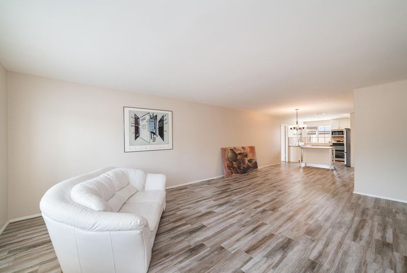 2850 E Cochise Rd, Phoenix, AZ 85028