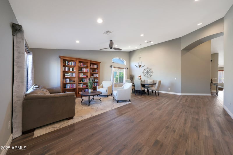 2851 Ricardo --, Mesa, AZ 85215