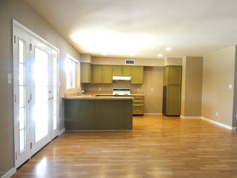 2851 W Michigan Ave, Phoenix, AZ 85053