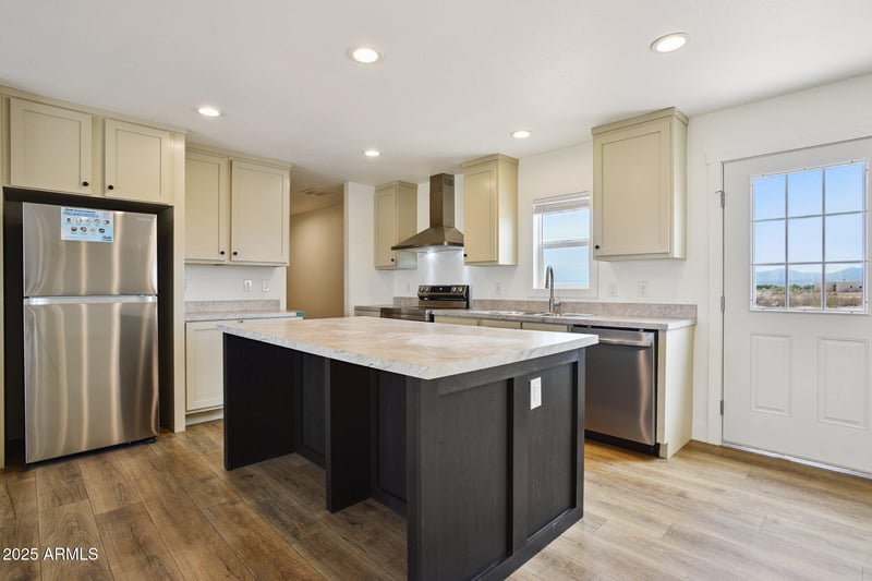 28514 250th Ln, Wittmann, AZ 85361