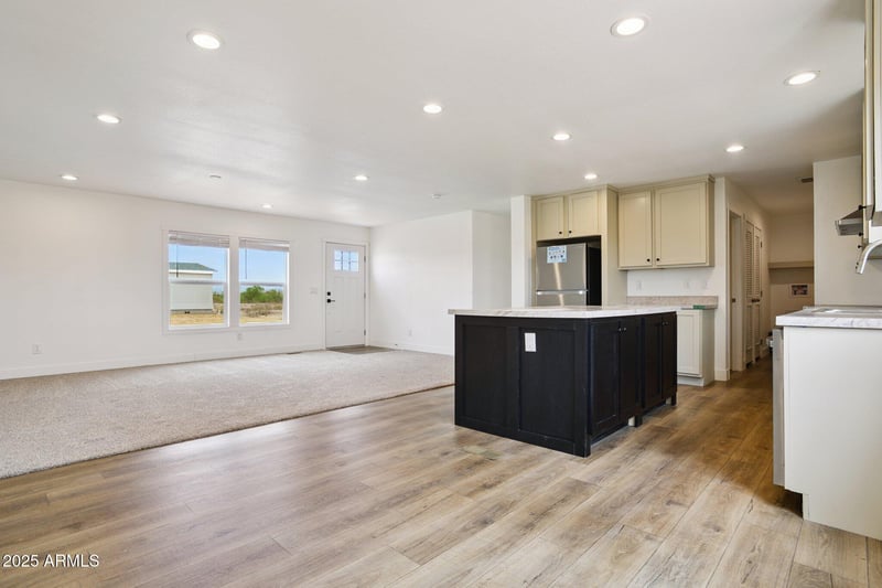 28514 N 250th Ln, Wittmann, AZ 85361